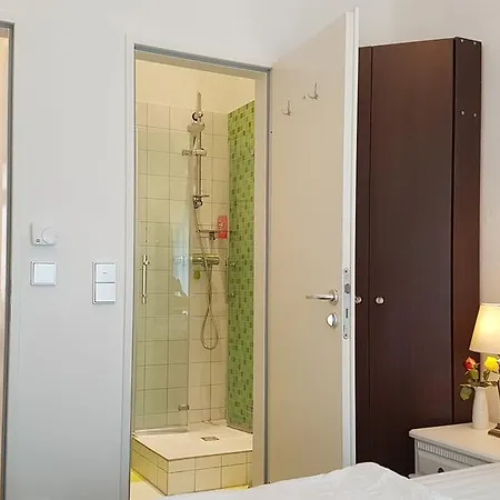 Nieb By Rockchair Apartments L Superhost Status L 3 Bedrooms Boxspringbeds 3 Bathrooms In Center 